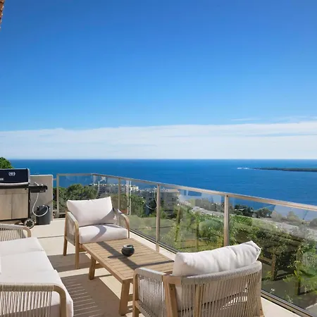 Ref 2138 - - Sea View *