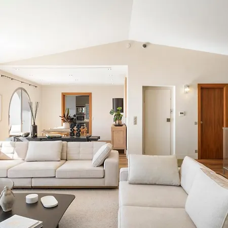 Ref 2138 - - Sea View Villa