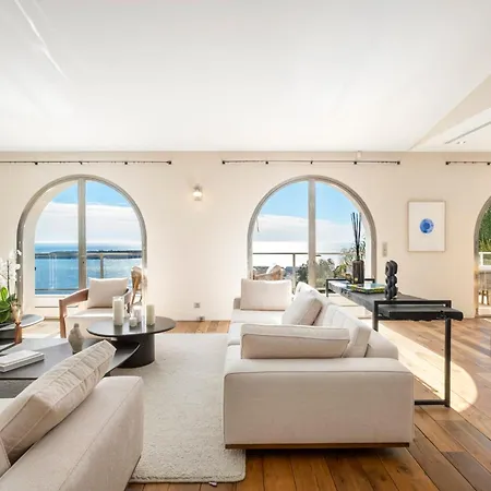 Ref 2138 - - Sea View Cannes