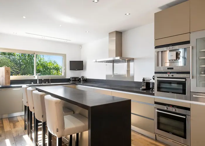 Villa Ref 2138 - - Sea View